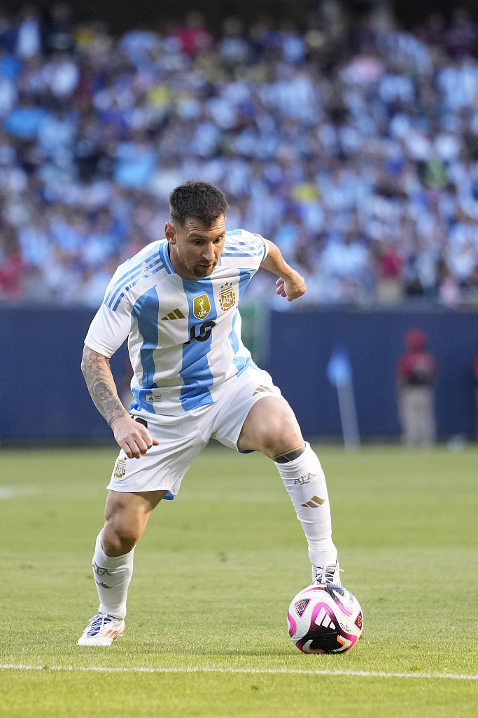 每体：众多欧洲球队有意王钰栋，最终目的地可能是英超或德甲（每体：王钰栋获多家欧洲球队青睐，或将加盟英超或德甲）