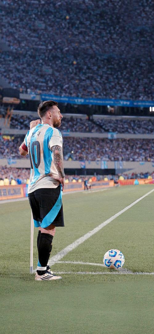 热火出局每名球员可获得5.3万美元，一人未进大名单无缘奖金（热火止步出局，全队每人领5.3万美元奖金，一人因未进名单未获分成）