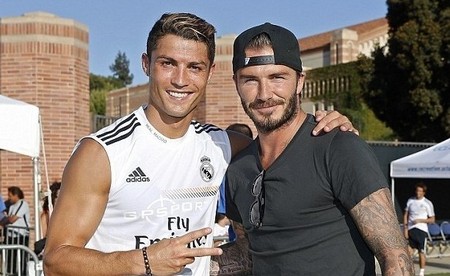 孔帕尼：球队下半场表现的更好，凯恩替补是为应对密集赛程（孔帕尼：下半场表现更佳，凯恩替补为应对密集赛程）