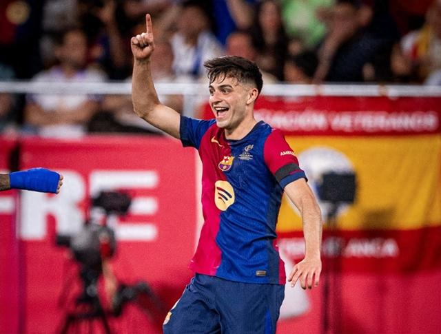 罗体：莫拉塔与妻子再陷情感危机，两人都删了简介中对方信息（罗马体育报：莫拉塔与妻子再现感情危机，二人已从简介移除彼此信息）